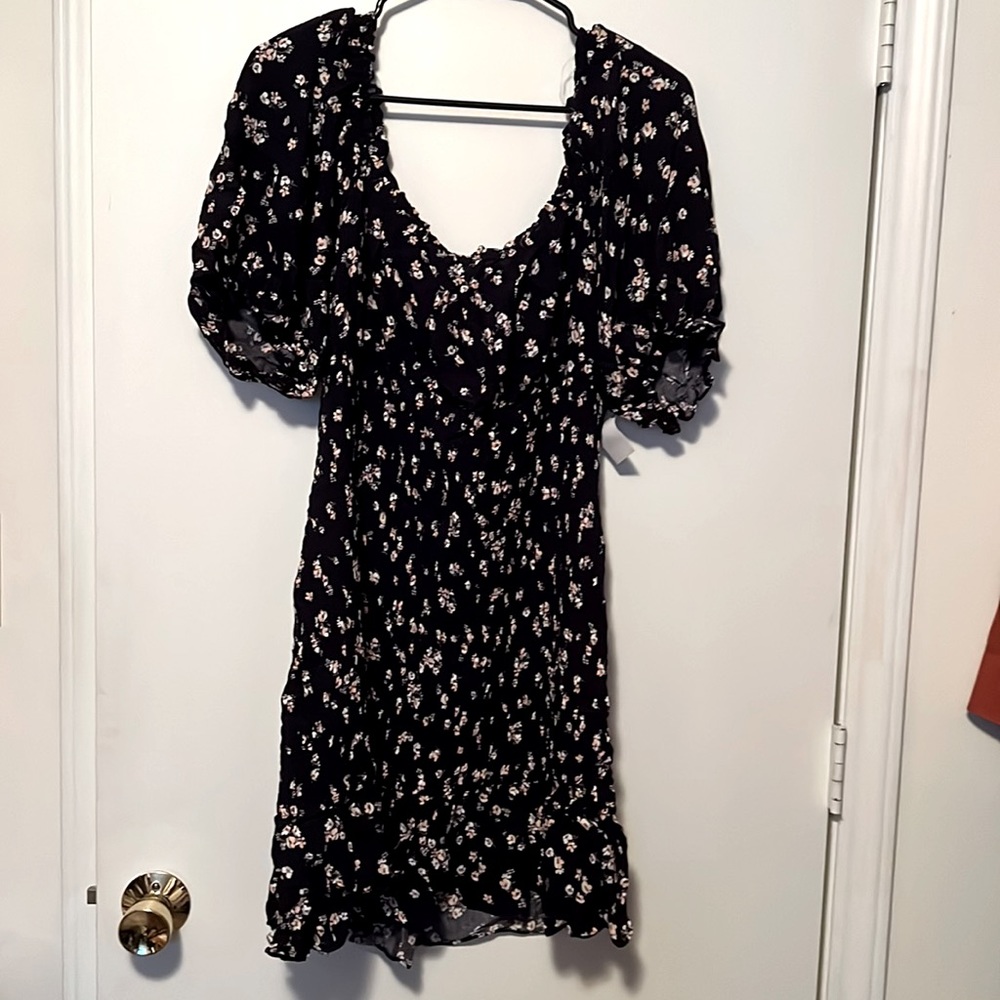 NWT Lily Rose floral dress with shirred skirt, elastic neckline,on off shoulder